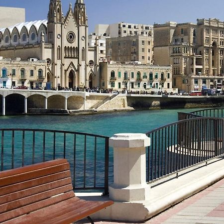 Picturesque Sliema Pad Steps From The Seafront Apartment Exterior photo